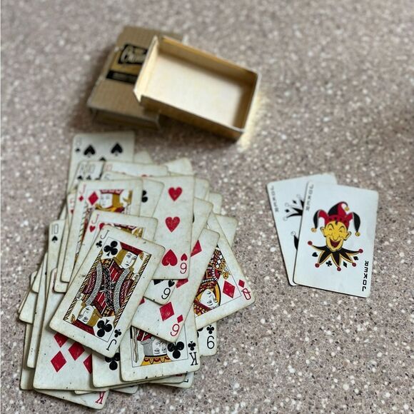 Vintage Playing Cards ~ Crown ~ Plastic Coated - Picture 3 of 5